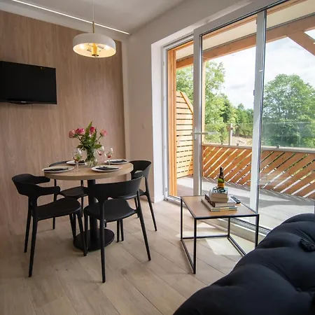 Apartamento W Naturze - Apartament dla Aktywnych z Balkonem i Widokiem na Góry, blisko Szlaki, przy Stoku z wyciągiem Dolina Szczęścia Szklarska Poręba